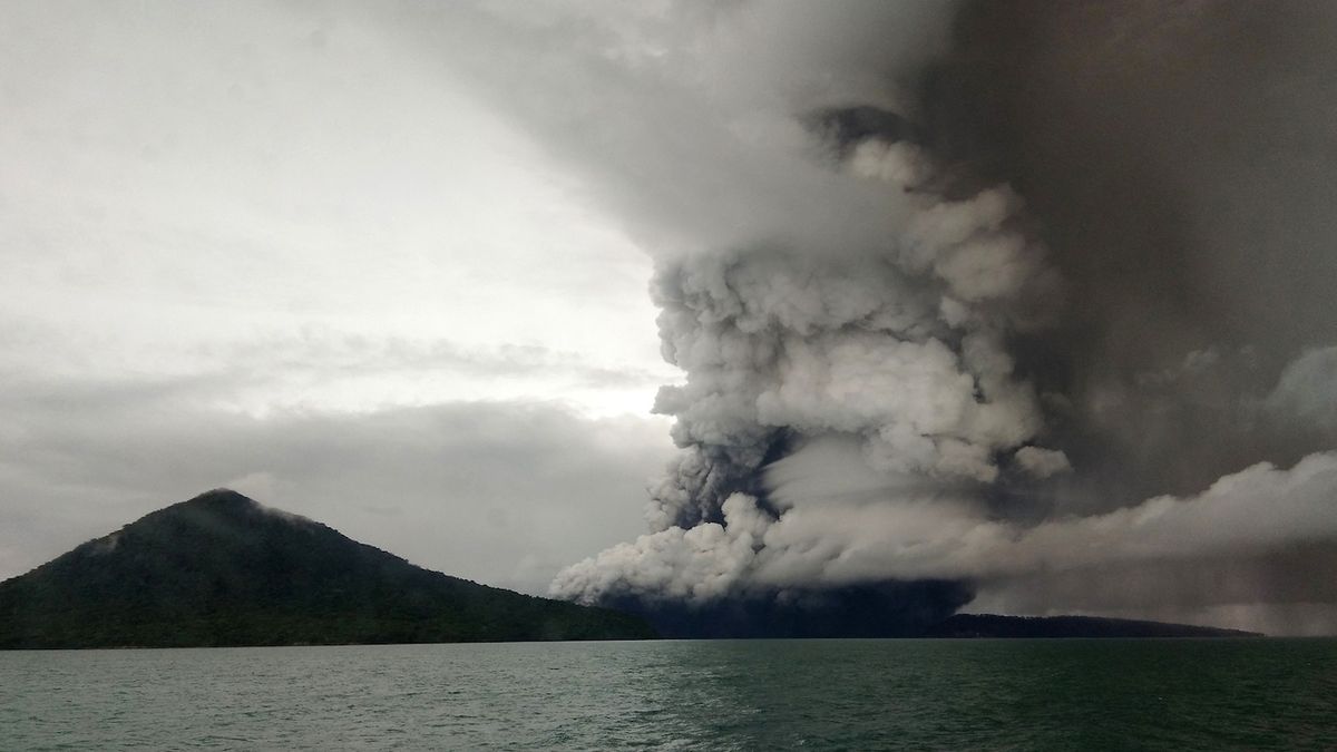 Vybuchla indonéská sopka Anak Krakatoa